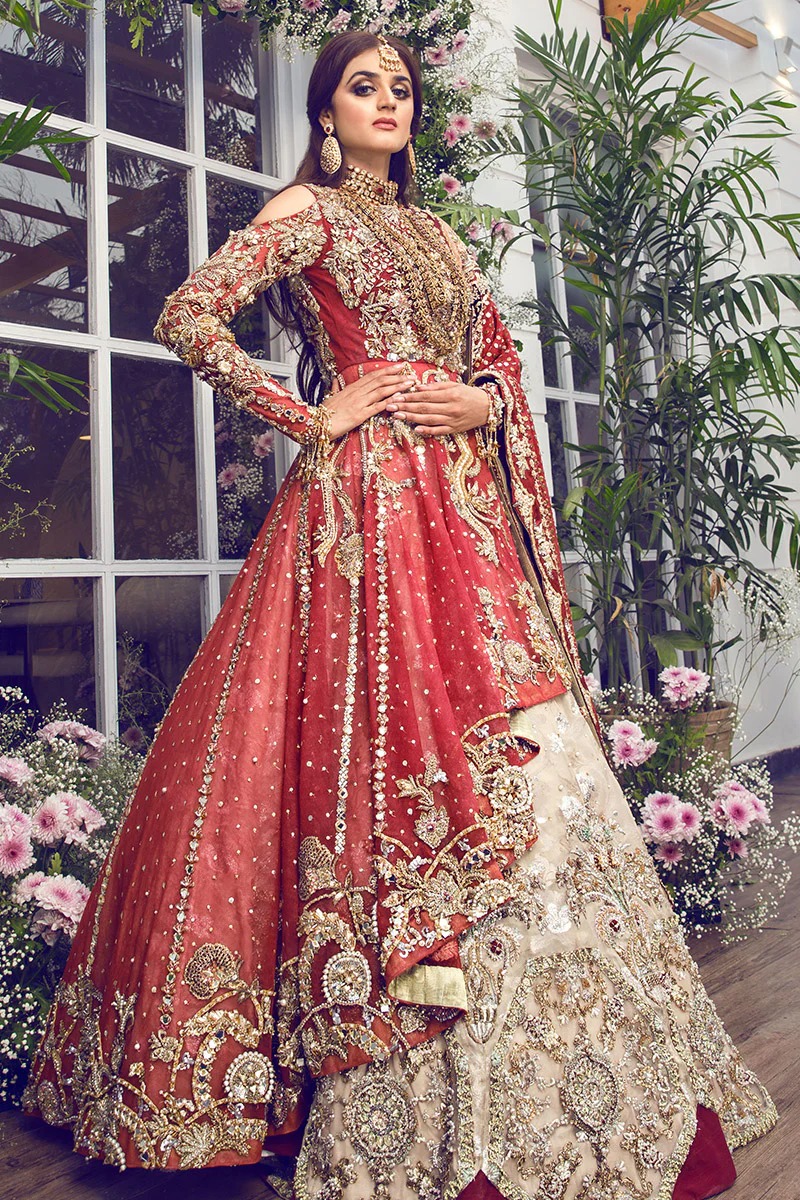 Formal Dresses You Can Rent Online In Pakistan